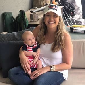 Meet your Posher, Stephanie